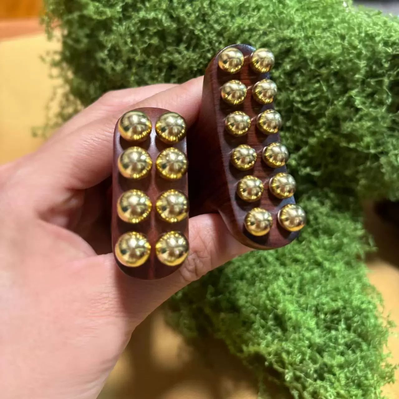 Facial Massage Roller with 20 Brass Beads