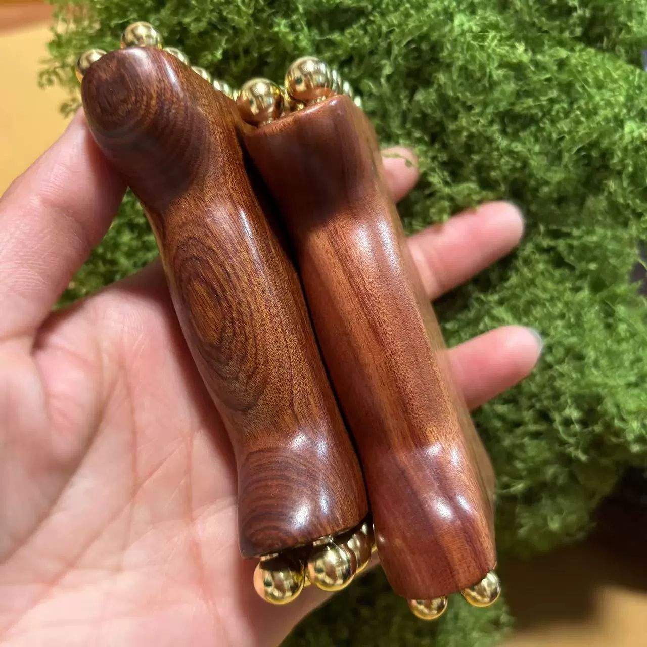 Facial Massage Roller with 20 Brass Beads